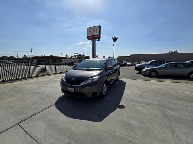 2015 Toyota Sienna