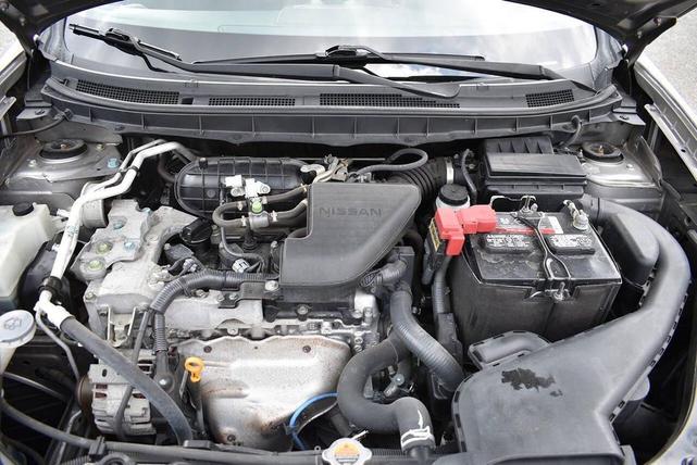 Photo of 2014 Platinum Graphite Nissan Rogue Select