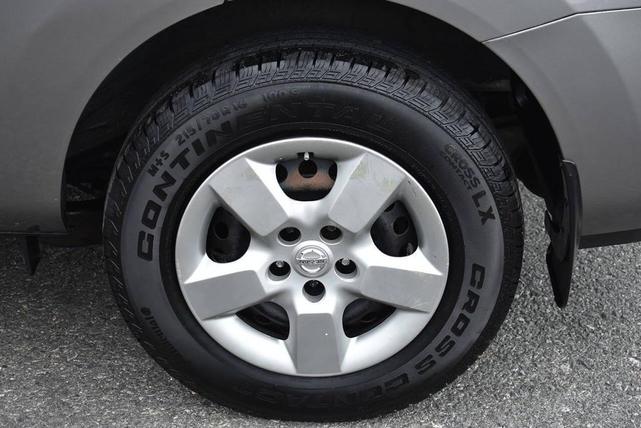 Photo of 2014 Platinum Graphite Nissan Rogue Select