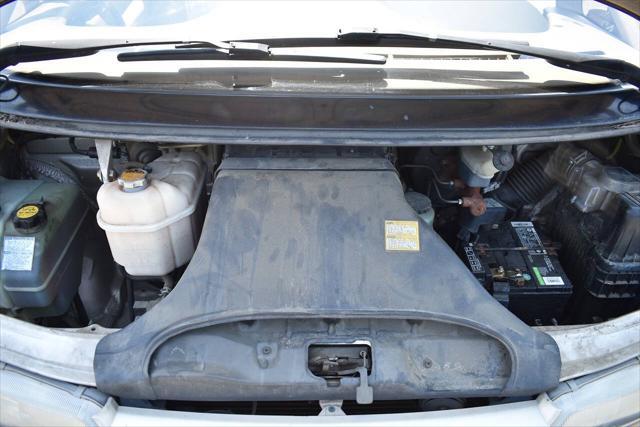 Photo of 1994 Sandstone Beige Metallic Toyota Previa