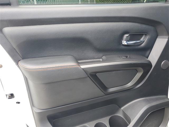 Photo of 2022 Glacier White Nissan Titan