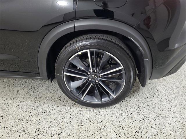 Photo of 2025 Black Obsidian INFINITI QX55