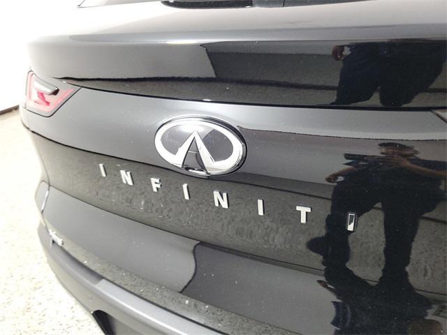 Photo of 2025 Black Obsidian INFINITI QX55