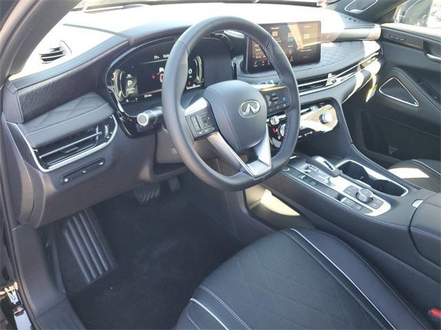 Photo of 2025 Mineral Black INFINITI QX60