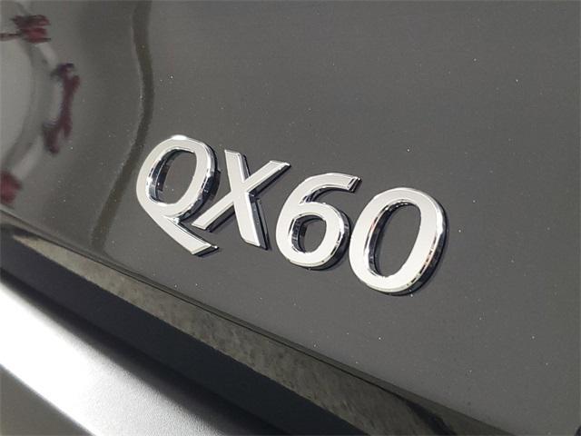 Photo of 2024 Mineral Black INFINITI QX60