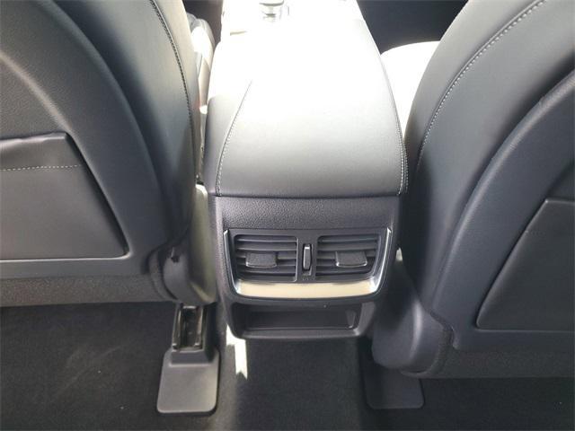 Photo of 2025 Radiant White INFINITI QX50