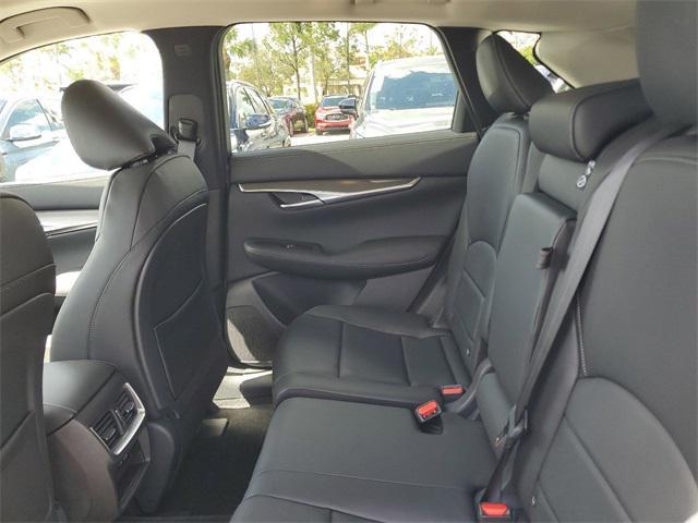 Photo of 2025 Radiant White INFINITI QX50