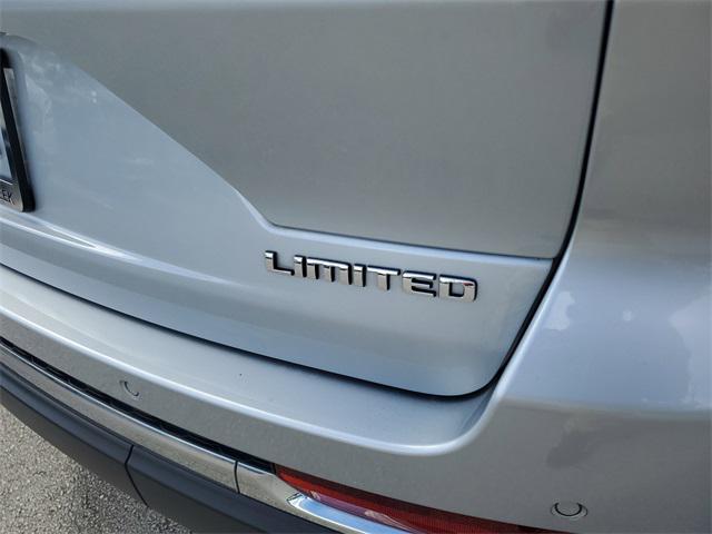 Photo of 2022 Silver Zynith Jeep Grand Cherokee