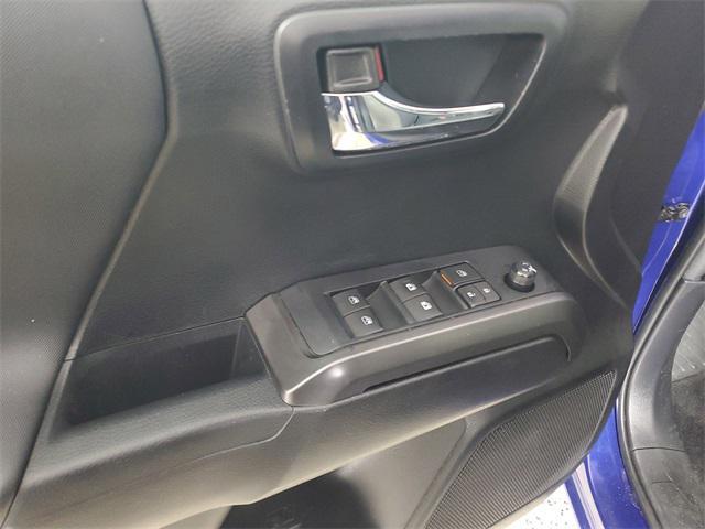 Photo of 2022 Blue Crush Metallic Toyota Tacoma