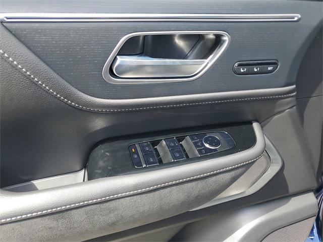 Photo of 2025 Grand Blue INFINITI QX80