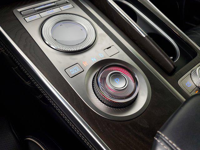 Photo of 2022 Melbourne Gray Genesis GV80