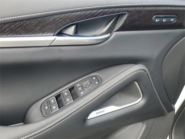 Photo of 2025 Majestic White/Black Obsidian INFINITI QX60