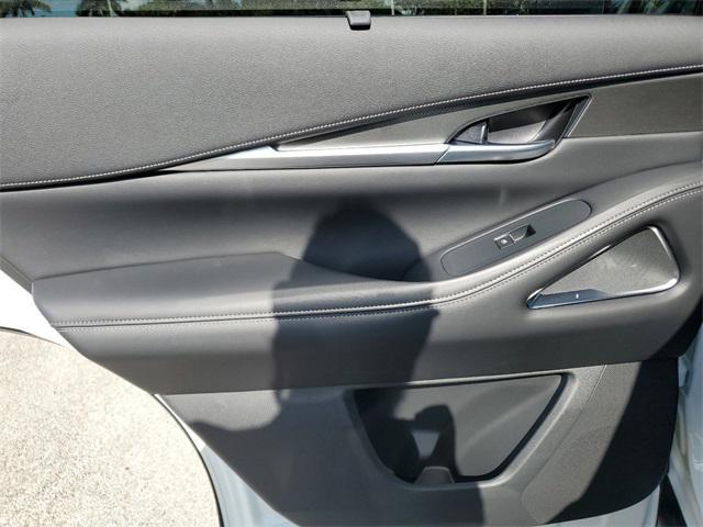 Photo of 2025 Majestic White INFINITI QX60