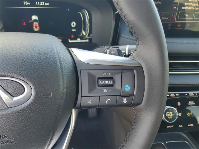 Photo of 2025 Majestic White INFINITI QX60