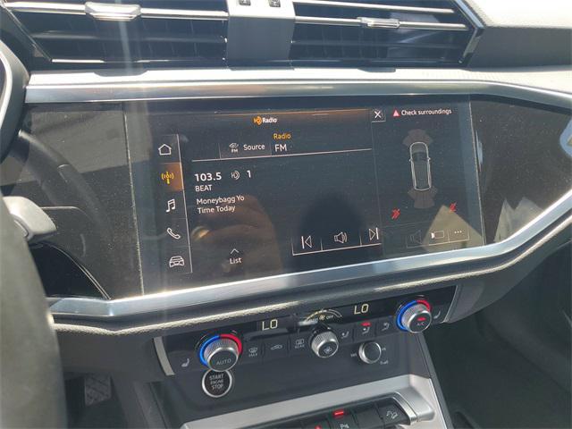 Photo of 2023 Ibis White Audi Q3
