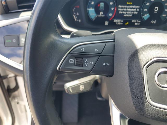 Photo of 2023 Ibis White Audi Q3