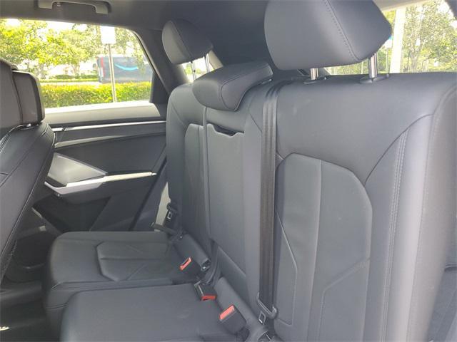 Photo of 2023 Ibis White Audi Q3