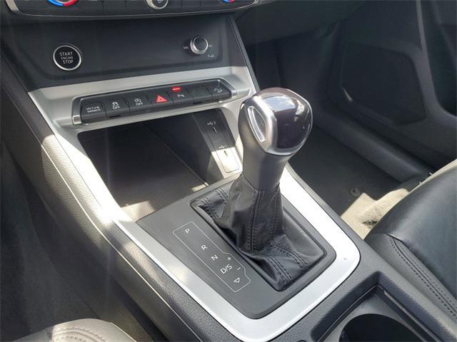 Photo of 2023 Ibis White Audi Q3