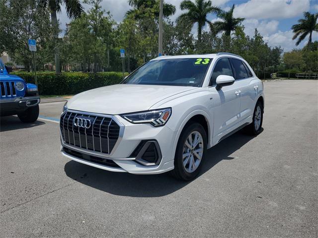 Photo of 2023 Ibis White Audi Q3