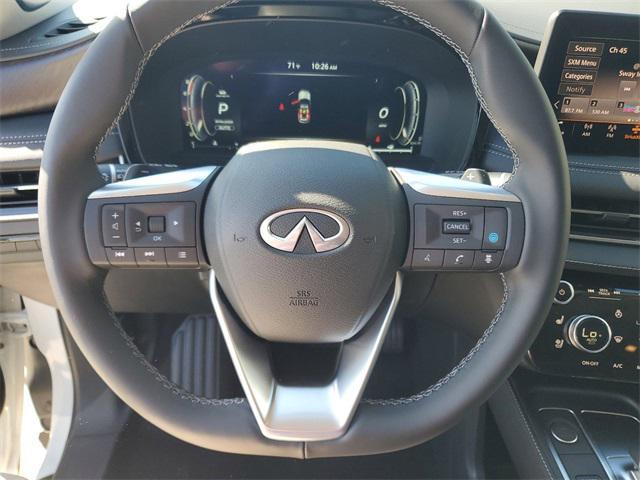 Photo of 2025 Majestic White INFINITI QX60
