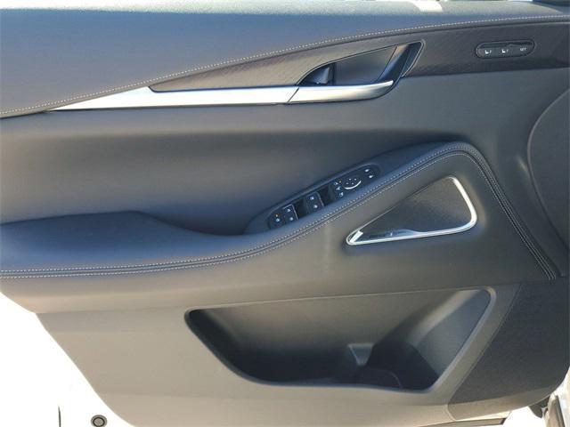Photo of 2025 Majestic White INFINITI QX60