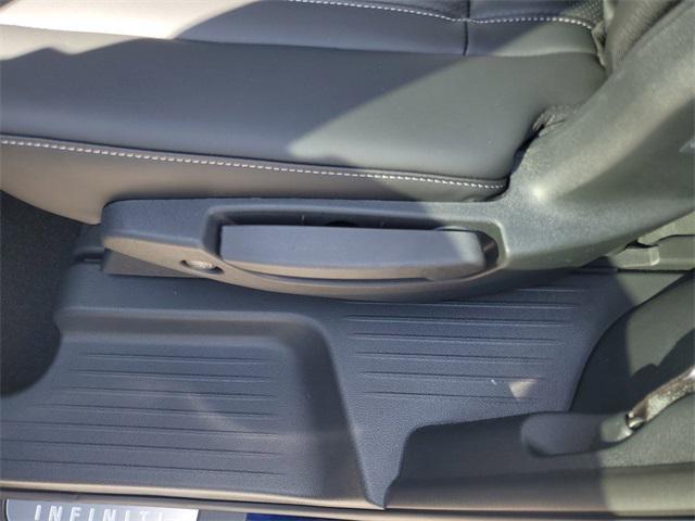 Photo of 2025 Grand Blue INFINITI QX60