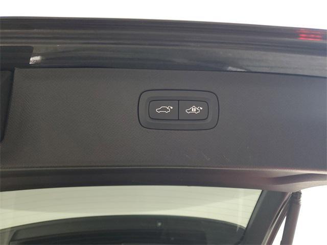 Photo of 2021 Savile Grey Metallic Volvo XC90