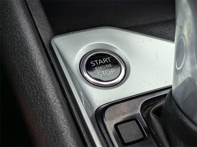 Photo of 2022 Super Black Clearcoat Nissan Altima