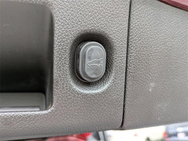 Photo of 2017 Maroon GMC Yukon