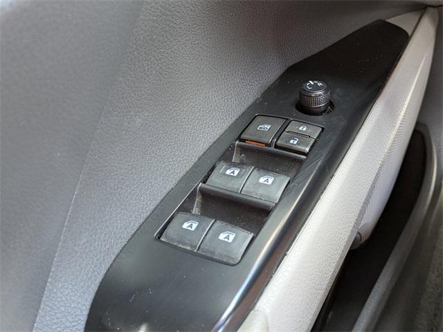 Photo of 2018 Gray Toyota Camry