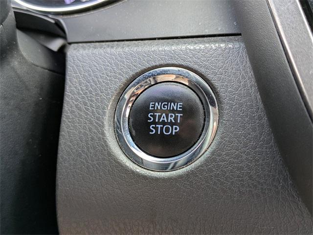 Photo of 2018 Gray Toyota Camry