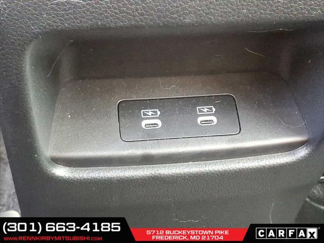 Photo of 2023 Lunar Silver Metallic Honda CR-V Hybrid