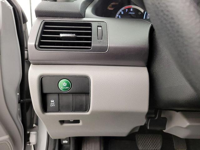Photo of 2015 Silver Honda Accord