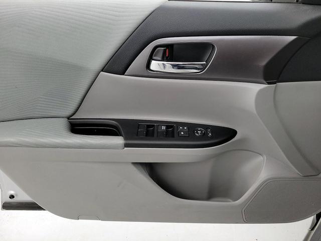 Photo of 2015 Silver Honda Accord