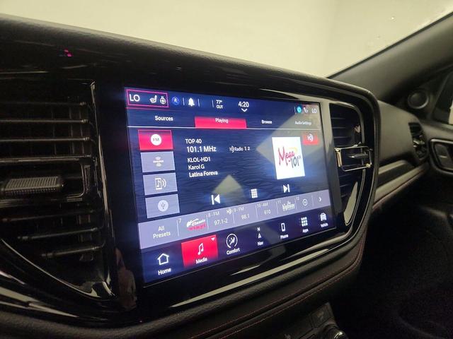 Photo of 2022 Black Dodge Durango