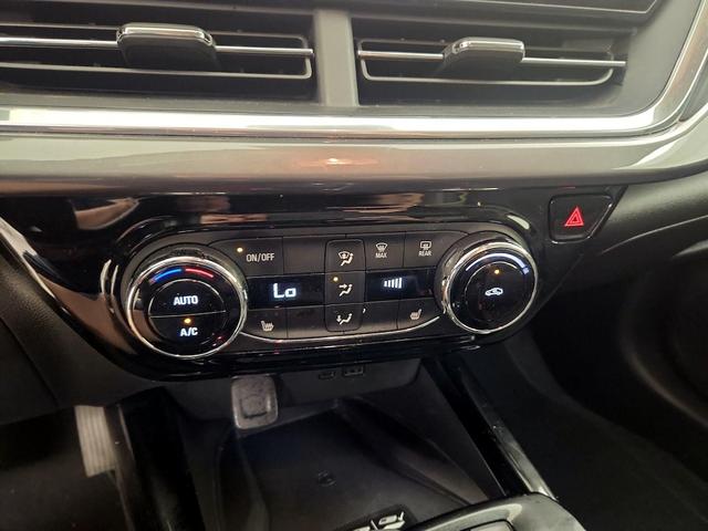 Photo of 2024 White Chevrolet Trax