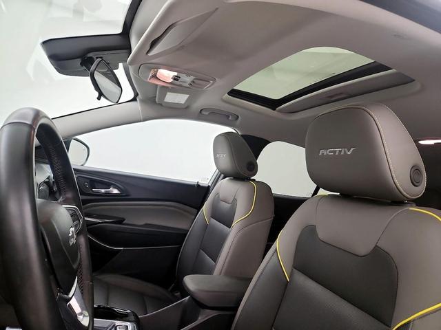 Photo of 2024 White Chevrolet Trax