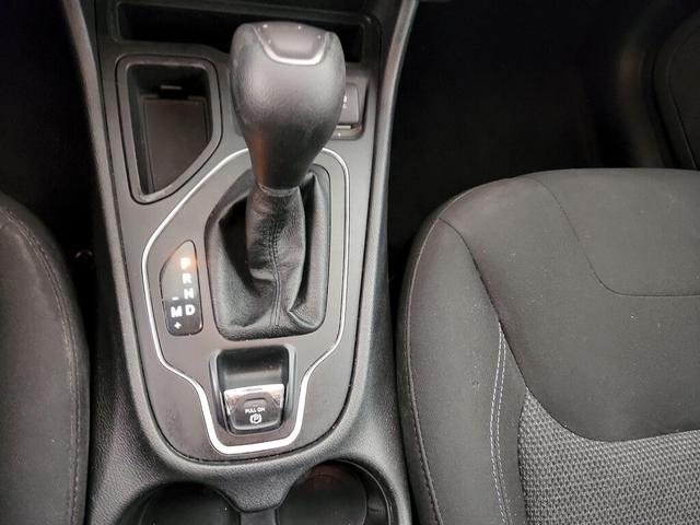 Photo of 2019 Green Jeep Cherokee