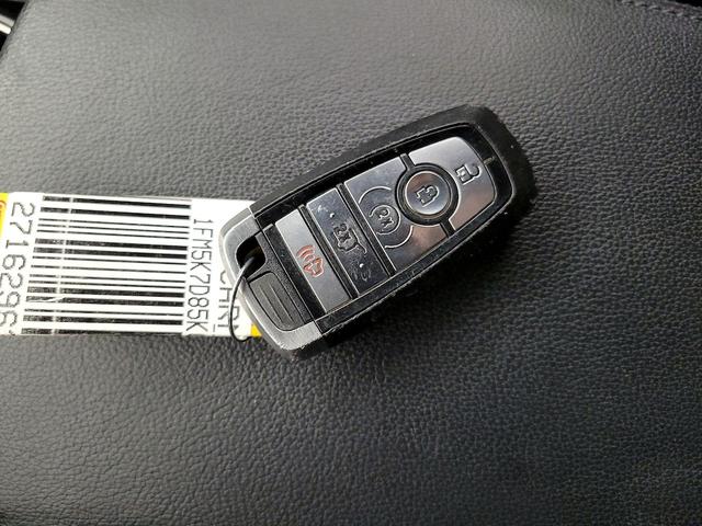 Photo of 2019 Black Ford Explorer