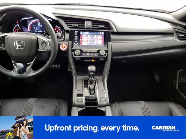 Photo of 2020 Gray Honda Civic