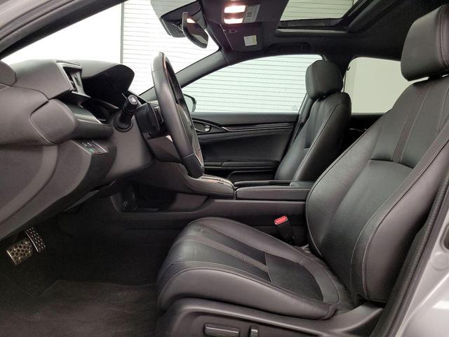 Photo of 2020 Gray Honda Civic