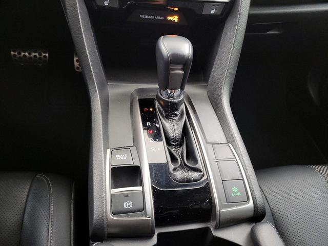 Photo of 2020 Gray Honda Civic