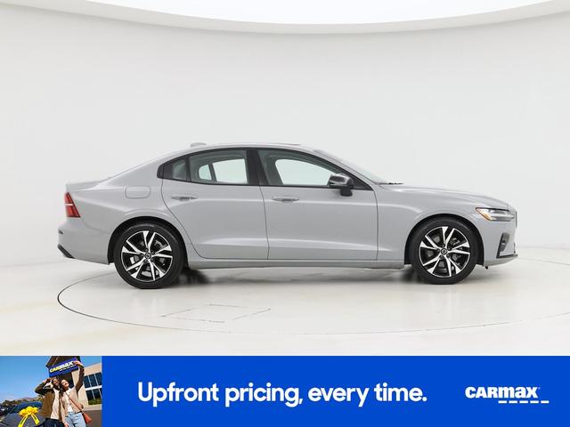 Photo of 2025 Gray Volvo S60