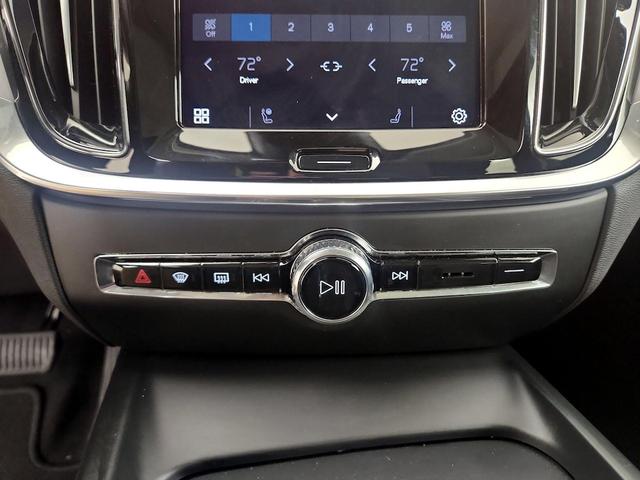 Photo of 2025 Gray Volvo S60