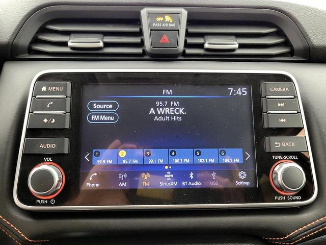 Photo of 2022 Blue Nissan Versa