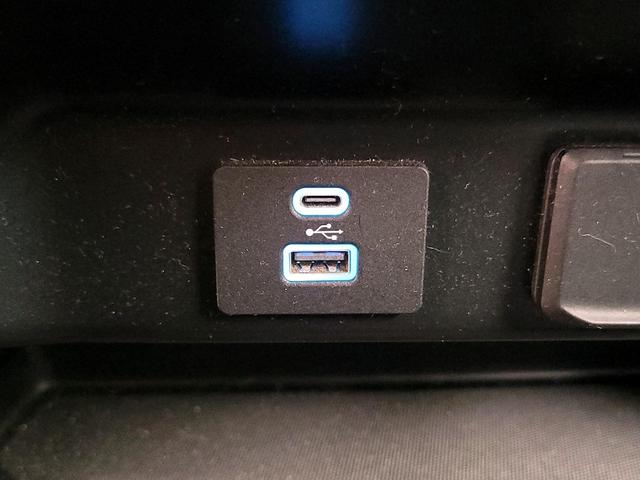 Photo of 2021 Black Ford F-150
