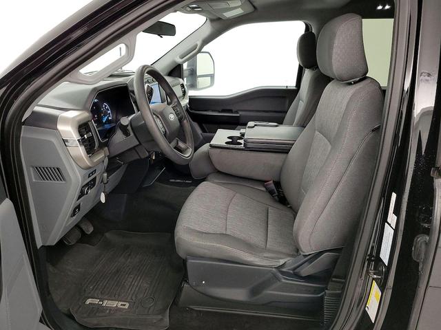 Photo of 2021 Black Ford F-150