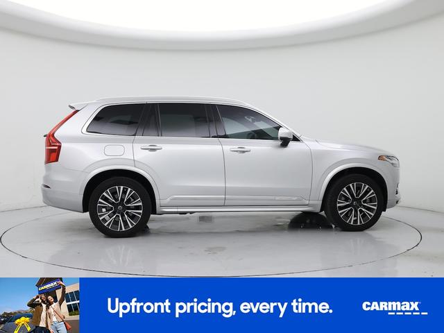 Photo of 2022 Silver Volvo XC90 Recharge Plug-In Hybrid