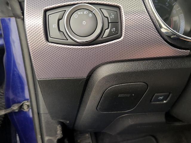 Photo of 2015 Blue Ford Mustang