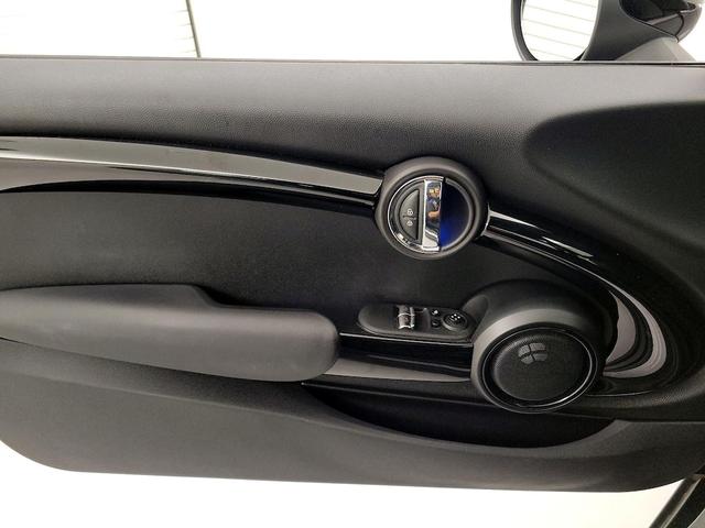 Photo of 2019 Gray MINI Hardtop